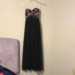 Strapless dress